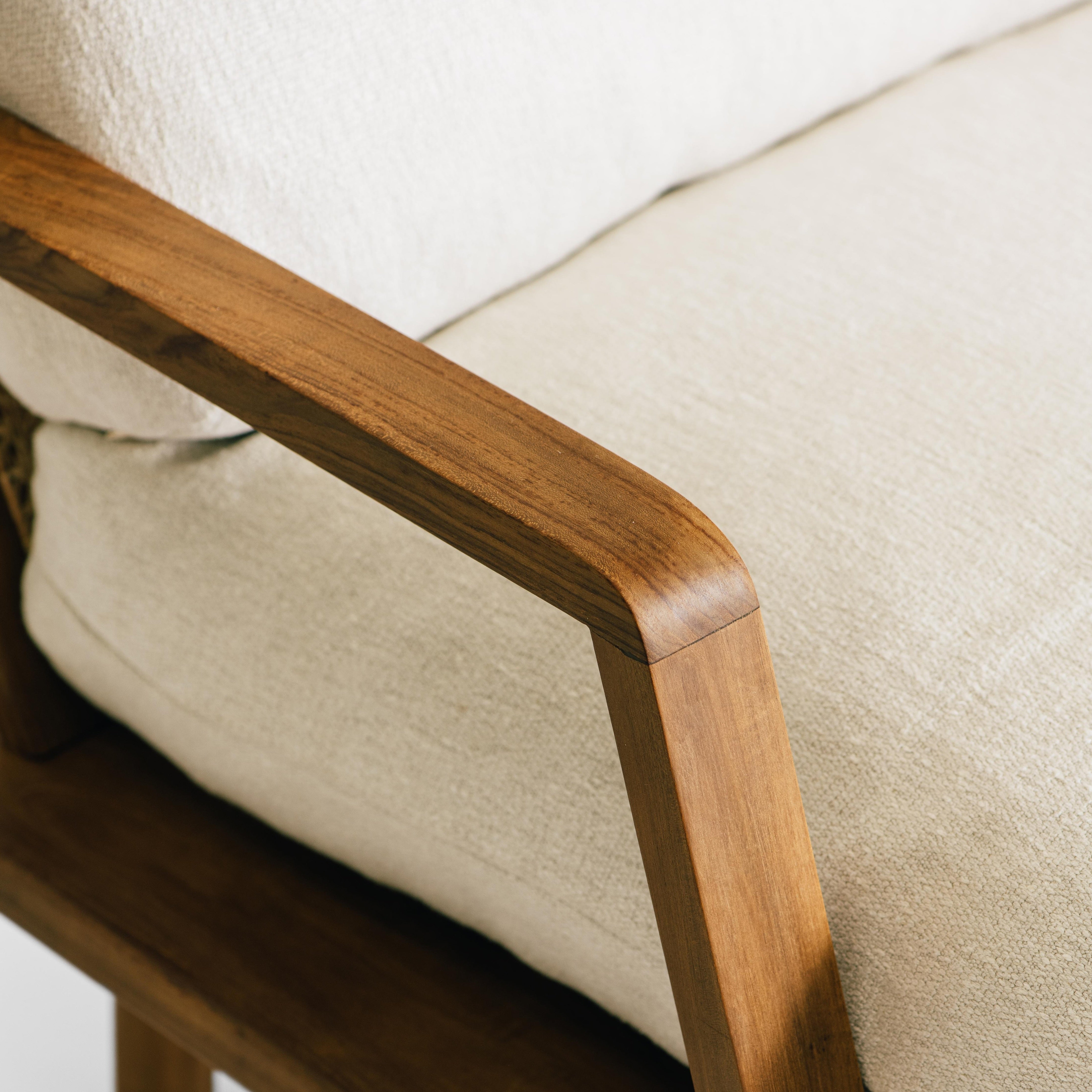 Kuki Sofa with Table– Only & Company Creative SL